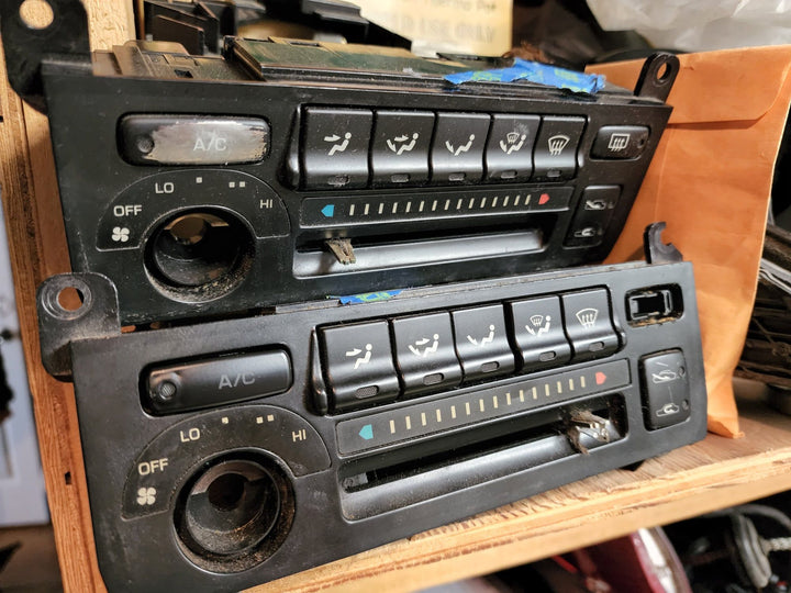 MR2Heaven Reproduction AC Button Cover - SW20