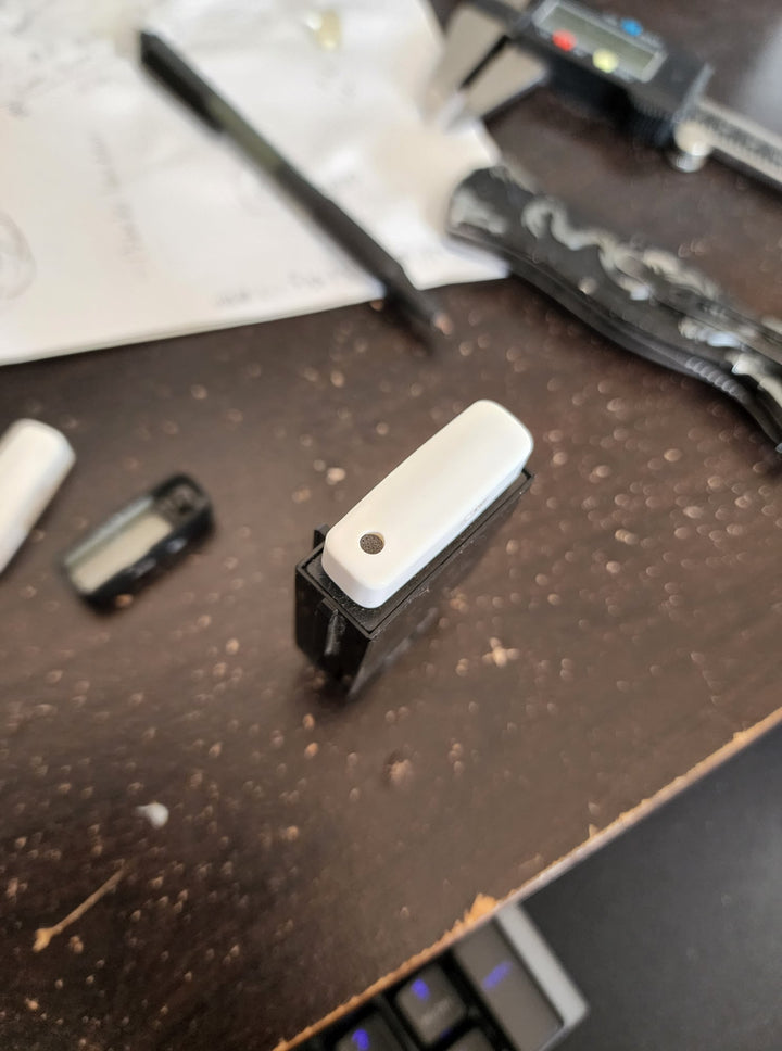 MR2Heaven Reproduction AC Button Cover - SW20