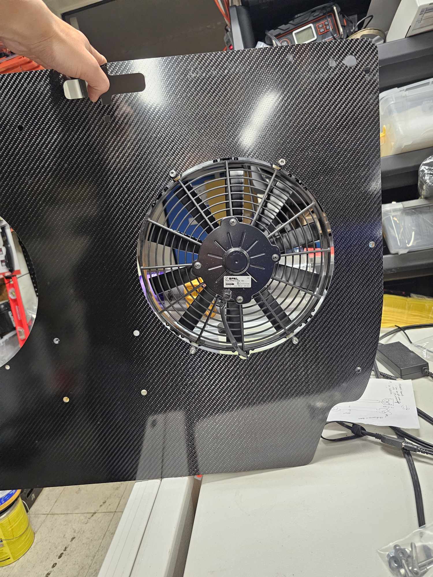 Engine Lid Dual Fan Shroud (Forged Carbon Fiber/Mirror