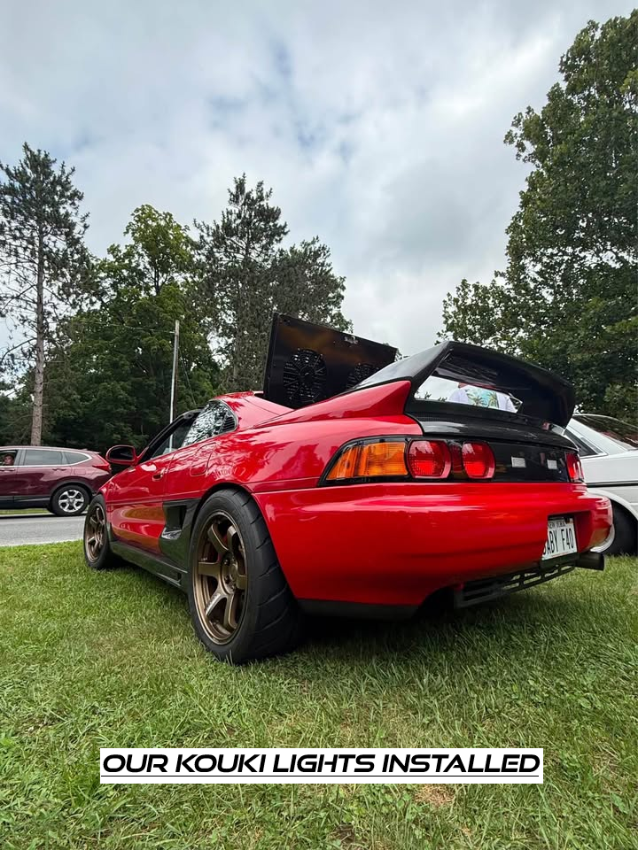 MR2Heaven Reproduction - Kouki Tail Light Panel - SW20 (ABS and Dry Pre-Preg Carbon Fiber)